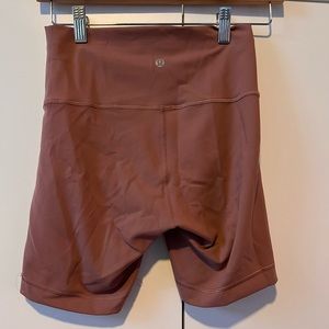 Salmon (‘Spiced Chai’) Lululemon Wunder Train High Rise Short 6”